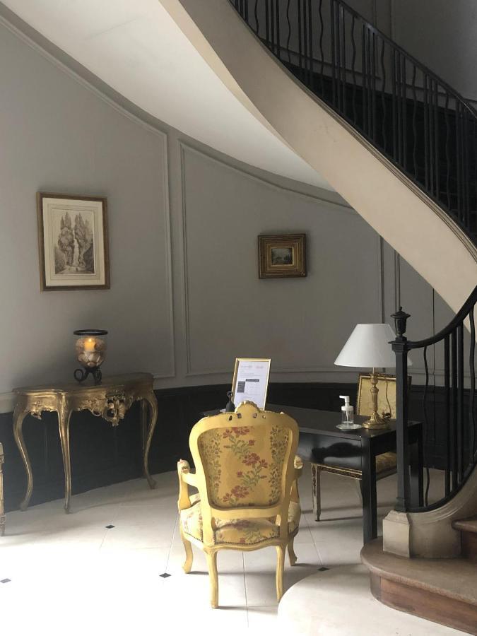 La Grande Carree Bed & Breakfast Saint-Cyr-sur-Loire Eksteriør bilde