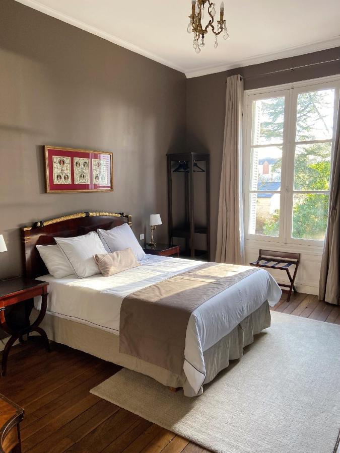 La Grande Carree Bed & Breakfast Saint-Cyr-sur-Loire Rom bilde