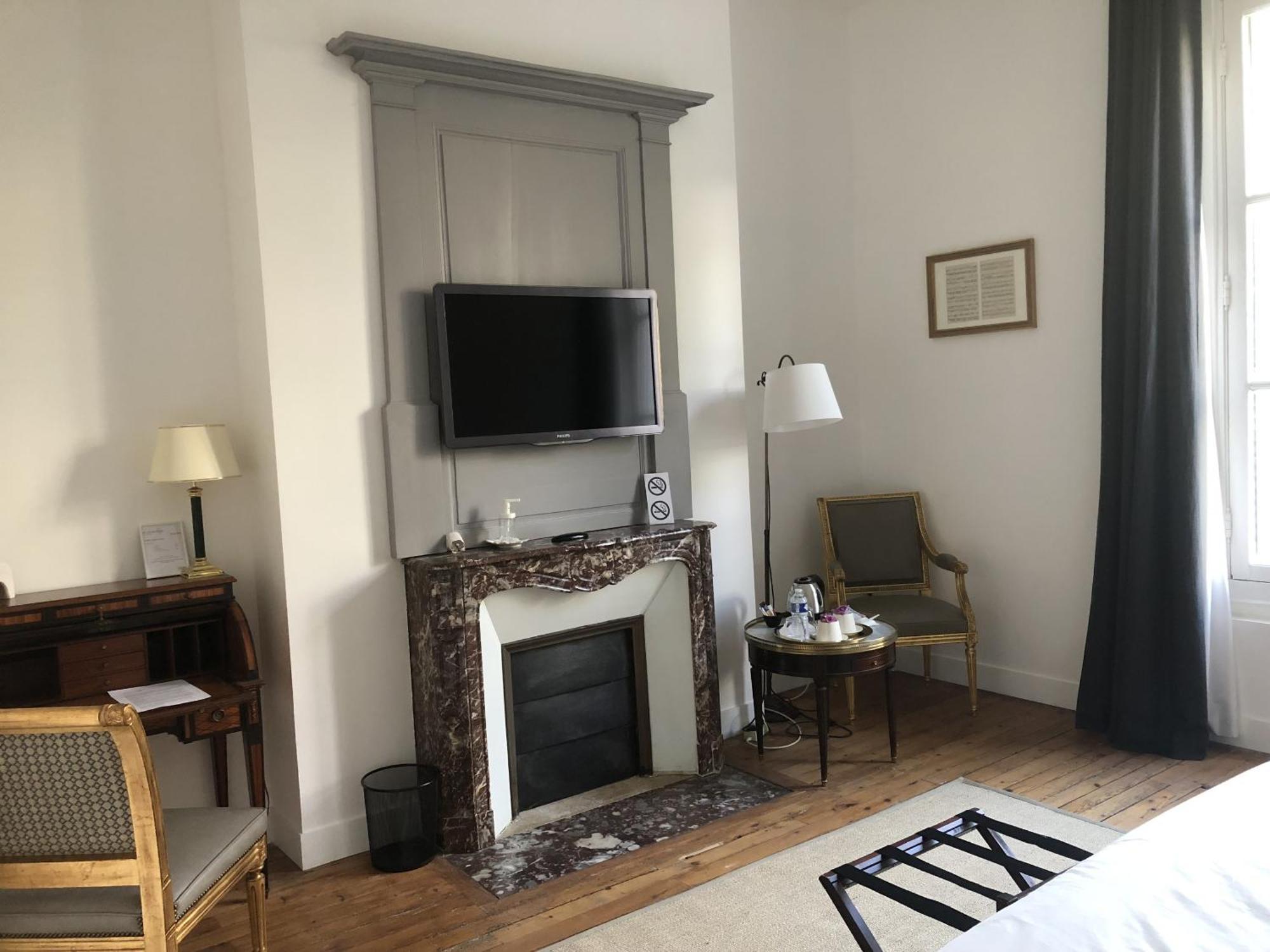 La Grande Carree Bed & Breakfast Saint-Cyr-sur-Loire Eksteriør bilde